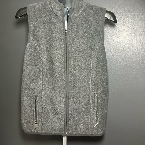 Karen Scott Jackets & Blazers - Karen Scott Gray Vest